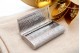  Pochete em ouro branco matizado
