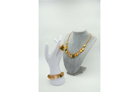 Conjunto de anel, pulseira e gargantilha em ouro amarelo