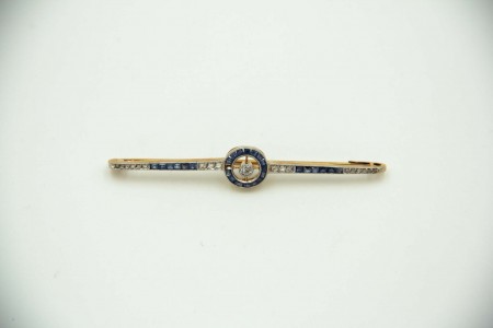 Alfinete de peito de ouro amarelo e platina com diamante em talhe brilhante