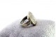 Anel em ouro branco com diamantes (31) em talhe brilhante com mesa de cantos 