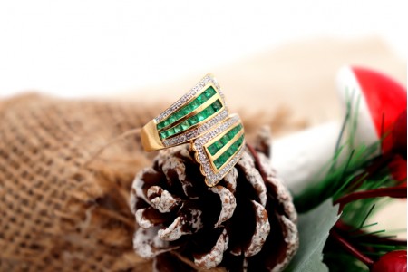 Anel em ouro com diamantes (28)