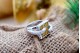 Anel em ouro branco com diamantes (68) em talhe brilhante 8/8