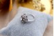 Anel em ouro com lascas de diamante