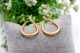 Brincos/argolas em ouro liso em forma de gota