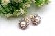 Brincos em ouro branco com lascas de diamante em talhe brilhante e pérola