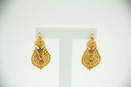 Brincos à Rainha em ouro amarelo
