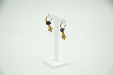 Par de brincos romanos de ouro amarelo com pedras soltas