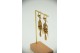 :Brincos articulados em ouro amarelo com pingentes basculantes e pedras vermelha