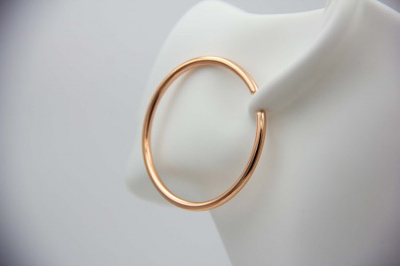Brincos - argolas lisas em ouro amarelo 