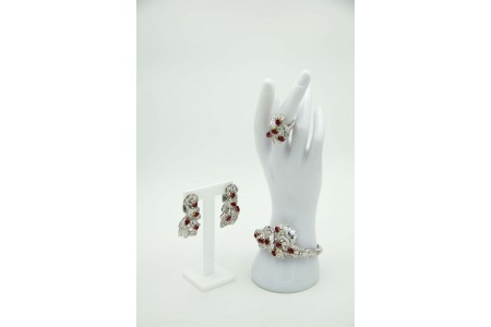 Conjunto de pulseira, brincos e anel em ouro branco com diamantes (228) 