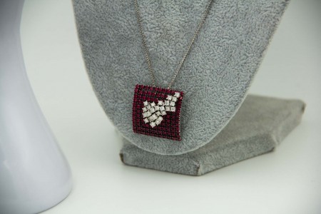 Conjunto de gargantilha com anel em ouro branco e diamantes (48) 