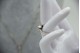 Conjunto de crucifixo e anel em ouro branco com diamantes