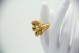 Conjunto em ouro amarelo de brincos e anel com diamantes