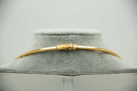Gargantilha em ouro bicolor rigido com diamantes (40)  em talhe 8/8.