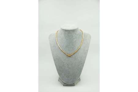Gargantilha de ouro amarelo com elos articulados e diamantes (22) 