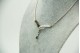 Gargantilha de ouro branco com diamantes (40) em talhe brilhante e safiras 