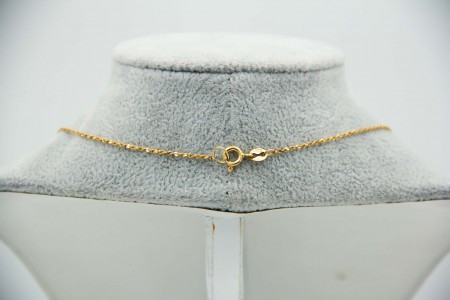 Gargantilha em ouro amarelo com diamantes (27) em talhe brilhante aplicados 