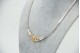 Gargantilha de ouro bicolor com diamantes pequenos