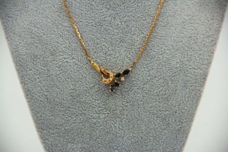 Gargantilha em ouro amarelo com safiras australianas e diamantes (5) em talhe br