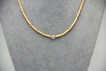 Gargantilha em ouro amarelo articulada com diamantes (20)