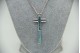 Gargantilha de ouro branco com cruz e diamantes (24) em talhe brilhante 8/8