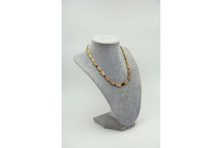 Gargantilha de ouro amarelo com diamantes (140) em talhe brilhante 8/8 e safiras