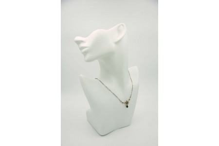 Gargantilha de ouro branco com diamantes (11) em talhe brihante e safira 