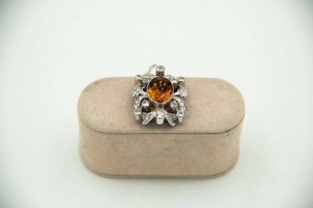 Fecho de colar em ouro branco com citrino no centro e diamantes (12) 