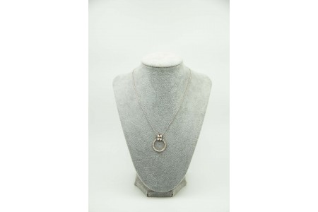 Medalha circular em ouro branco com diamantes (21) em talhe brilhante 8/8.