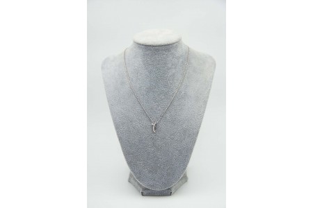  Medalha/pingente de ouro branco com diamantes (9) em talhe brilhante 8/8.