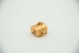 Medalha - Pingente em ouro amarelo em forma de arca com abertura
