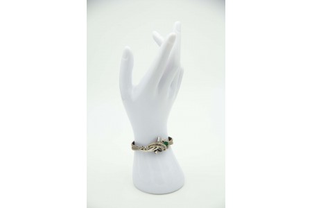 Pulseira de ouro branco de senhora com esmeralda e diamantes em talhe brilhante