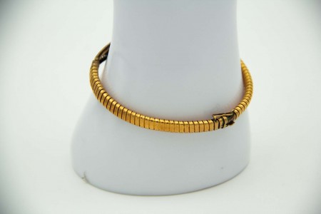 Pulseira de ouro amarelo maliável com esmaltes e figura de Nossa Senhora 