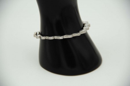 Pulseira de ouro branco articulada com padrões de gotas de água com diamantes