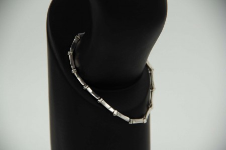 Pulseira de ouro branco articulada com diamantes (15) diamantes em talhe brilhan