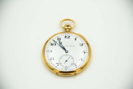 Relógio de bolso em ouro