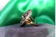 Anel em ouro e prata com zircónias em forma de gota, pera e talhe brilhante 