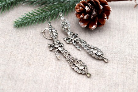  Brincos em prata com quartzos (Minas Novas)