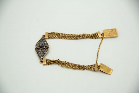 Pulseira de ouro e prata em malha de friso e  3+1com diamantes (20) no centro