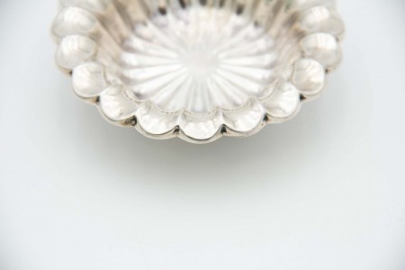 Aneleira circular de prata canelada