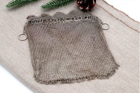 Bolsa de mão em malha de prata