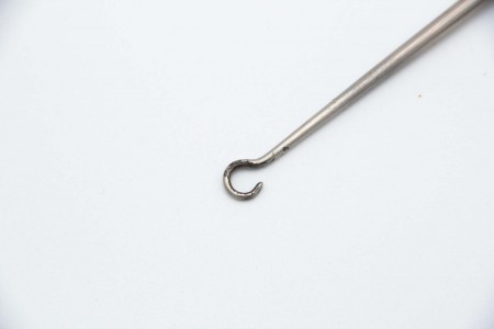 Calçadeira de bota em prata com relevos no cabo