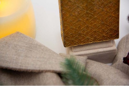 Caixa para maços de cigarros em prata dourada filigranada com tampa basculante