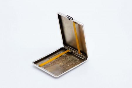 Cigarreira de prata em forma retangular