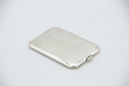 Cigarreira de prata escovada