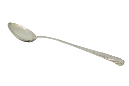 Colher de arroz e de  servir em prata com relevos no cabo.