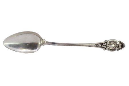  Colher de arroz e servir em prata concheada com relevos e frisos no cabo.