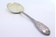  Colher de gelado em prata para canhotos com frisos ao longo do cabo envolvendo cartela para monograma.