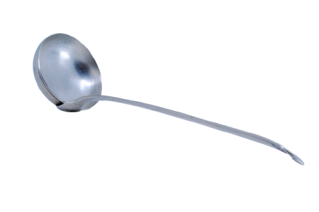 Concha de sopa em prata lisa com cabo a expedir.