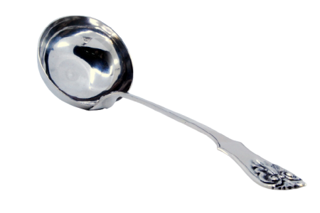 Concha de sopa em prata frisada ao longo do cabo relevado com palma.